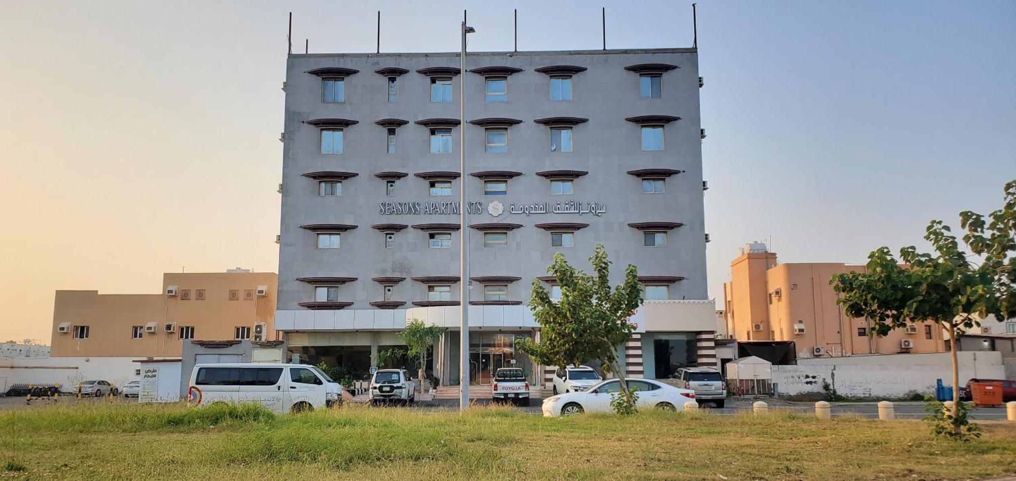 Seasons Apartments Jīzān Eksteriør bilde