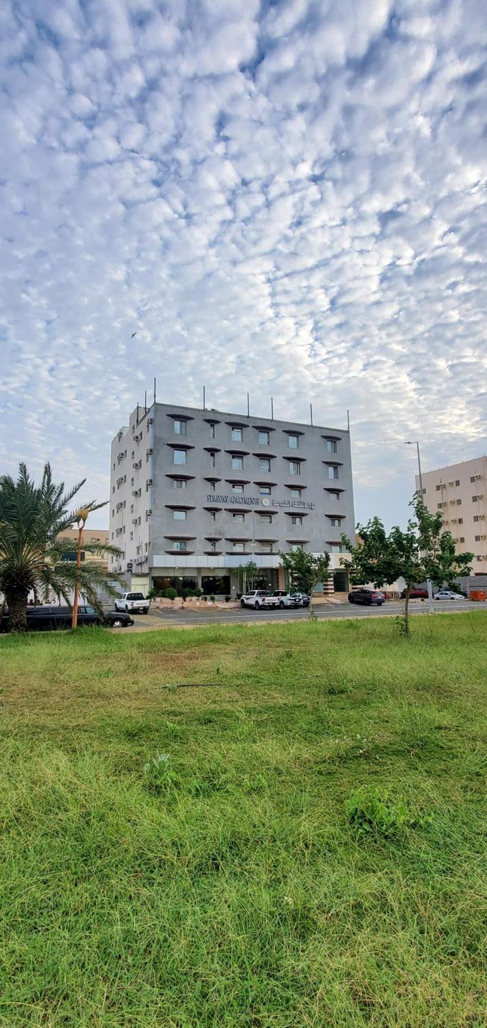 Seasons Apartments Jīzān Eksteriør bilde