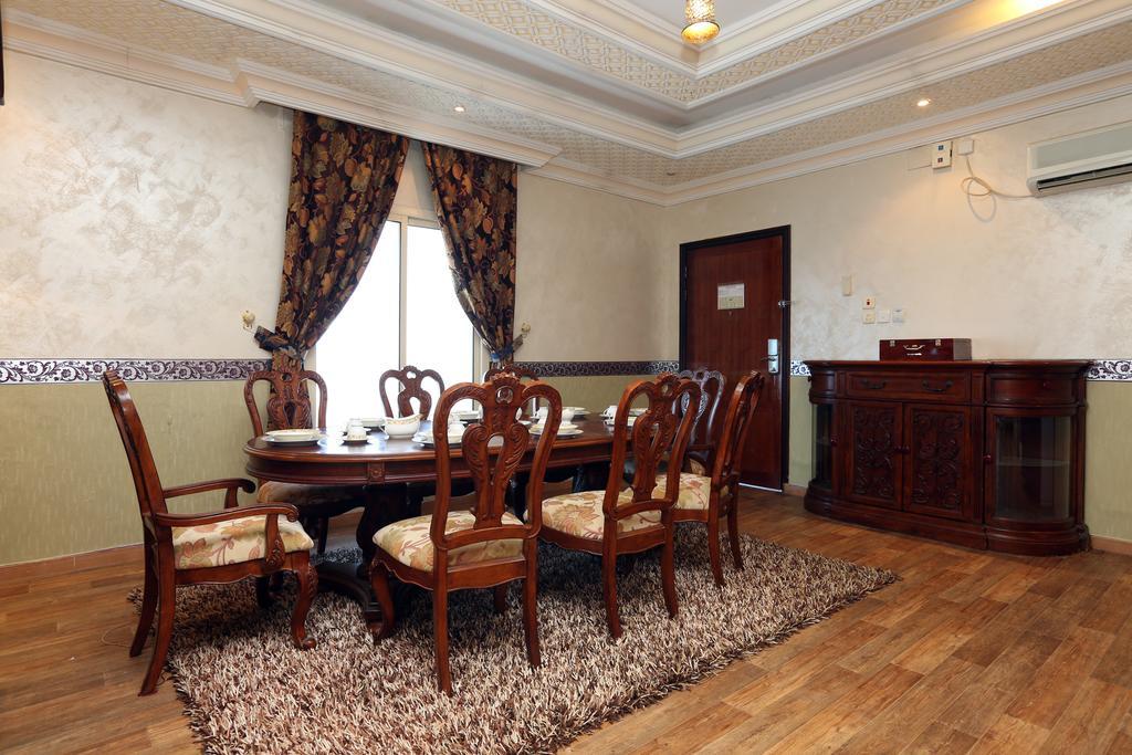 Seasons Apartments Jīzān Eksteriør bilde